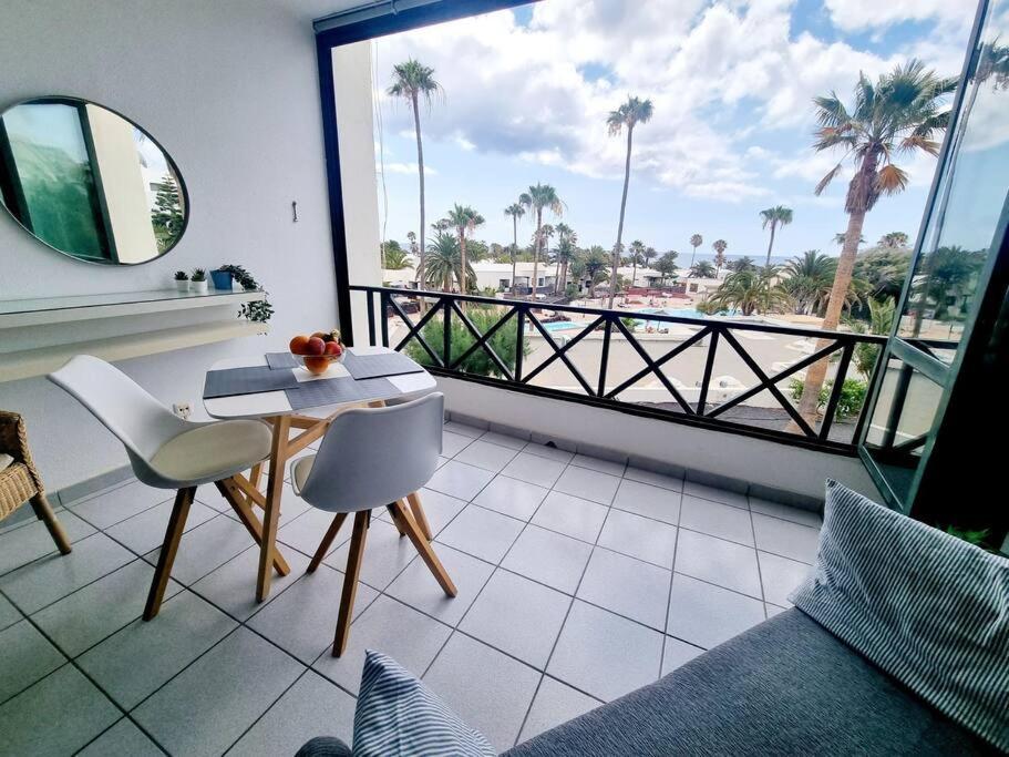 Luxury Ocean View Playa Roca Leilighet Costa Teguise Eksteriør bilde