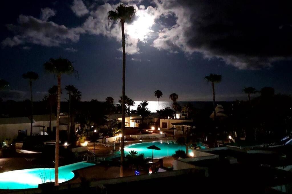 Luxury Ocean View Playa Roca Leilighet Costa Teguise Eksteriør bilde