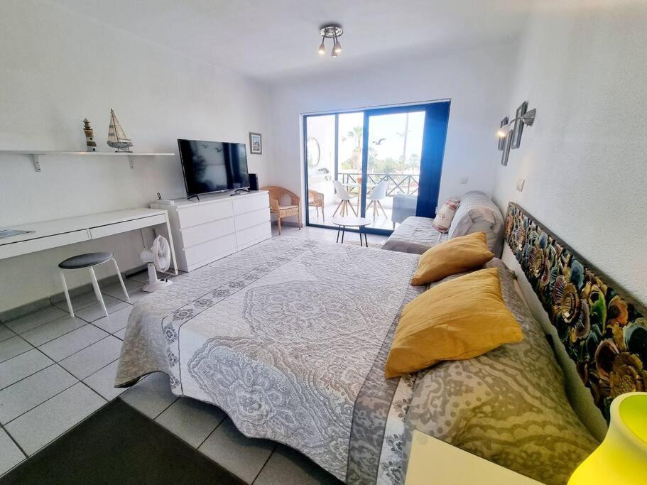 Luxury Ocean View Playa Roca Leilighet Costa Teguise Eksteriør bilde
